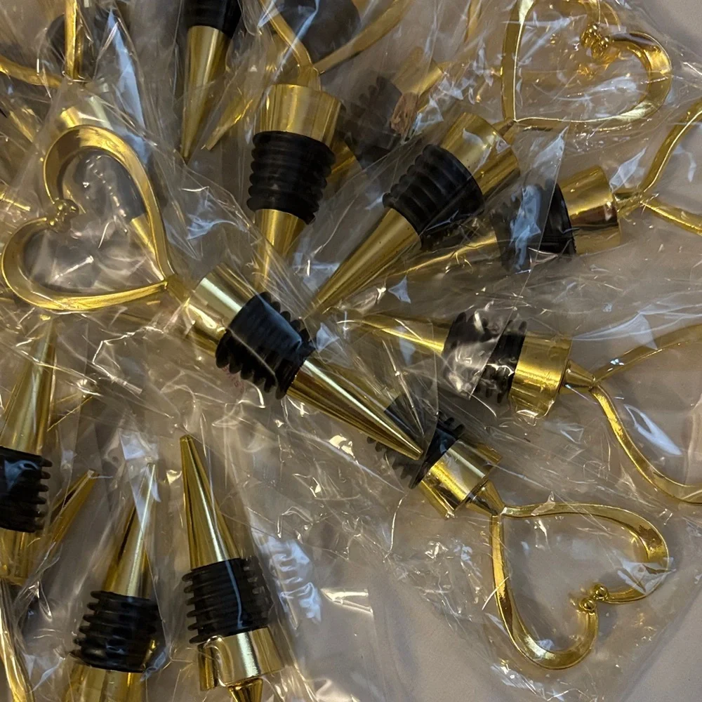 22 Gold Heart Wine Bottle Stoppers